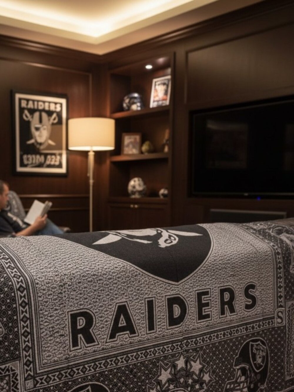 Lets Go Raider Fans!
